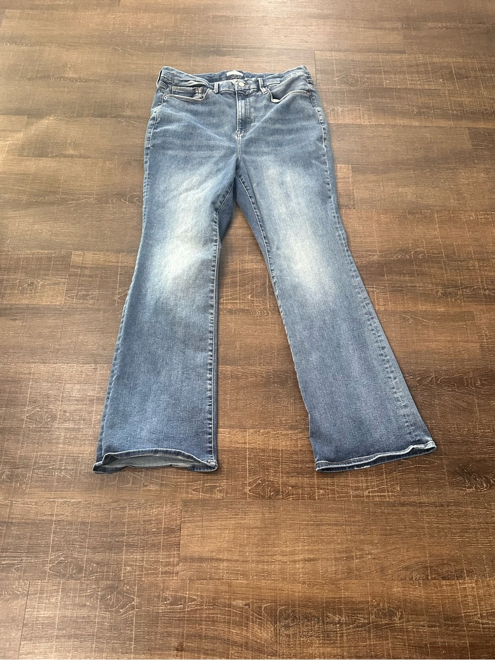 Good American High Rise Flare Medium Denim Wash Jeans Size 14-18